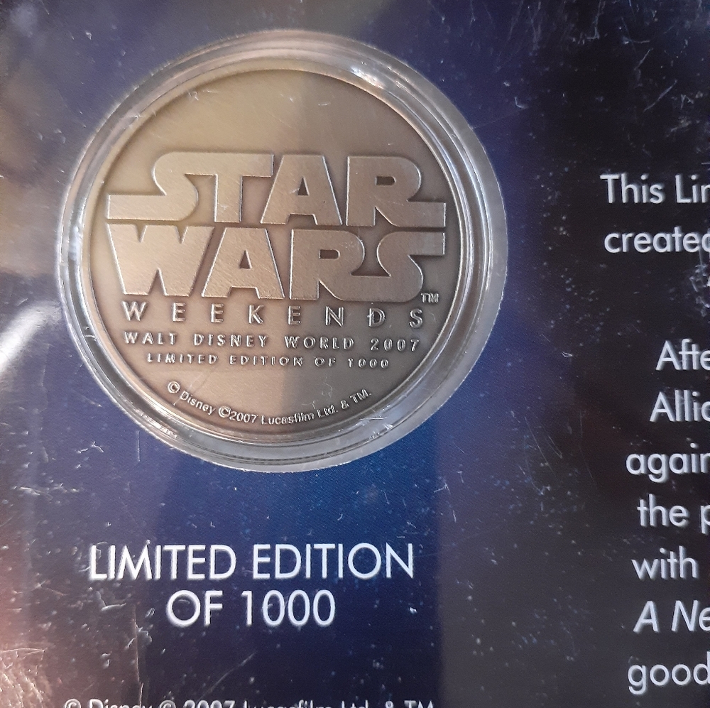 2005 Disney Star Wars Weekends Commemorative Coin - Picture 4 of 4